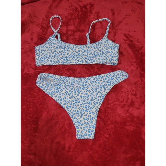 Blue cheeta cheeky Bikini set small - Picture 2 of 3
